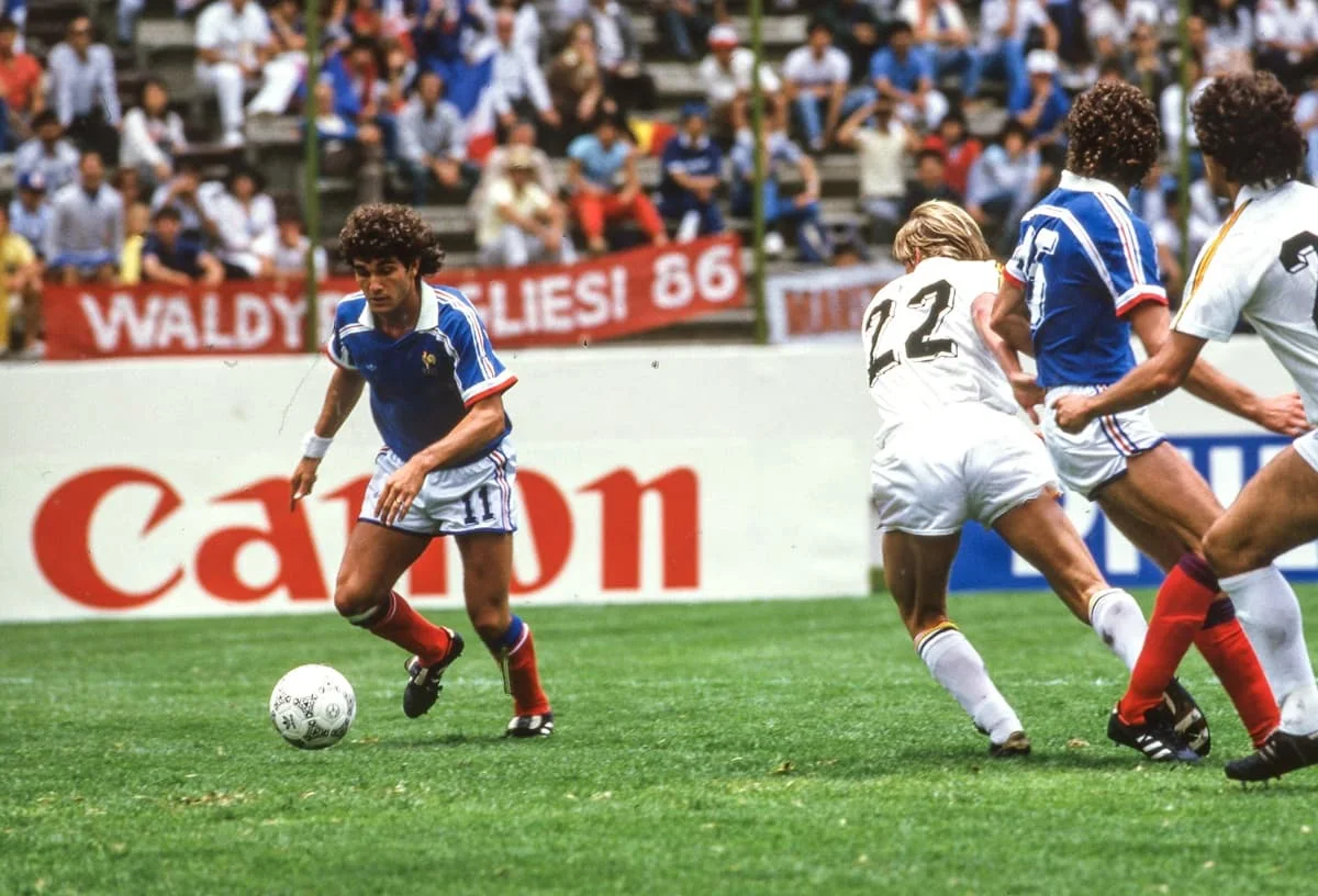 France-Angleterre: "Platini et les titulaires ne voulaient pas jouer", les anciens de 82 et 86 racontent leur 'petite' finale