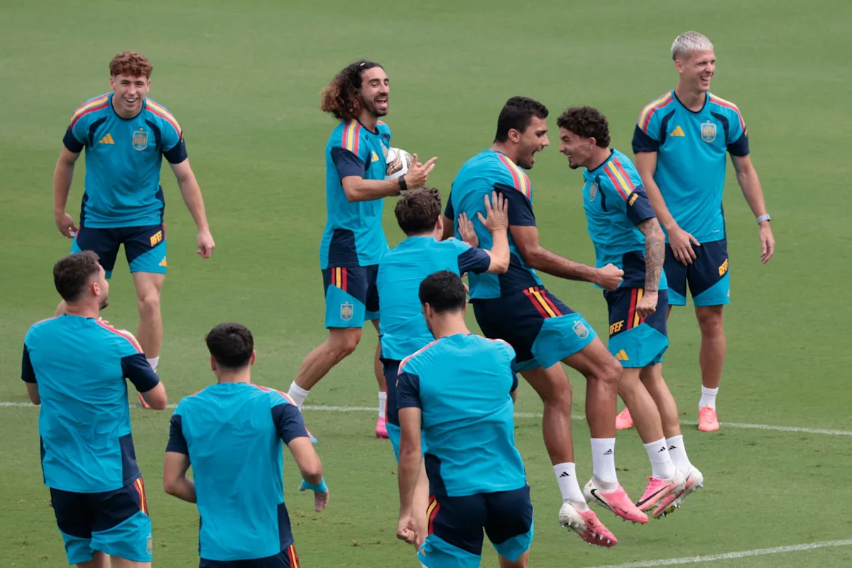 Orages déroutent l’Espagne et l’Argentine avant la finale de la Coupe du monde