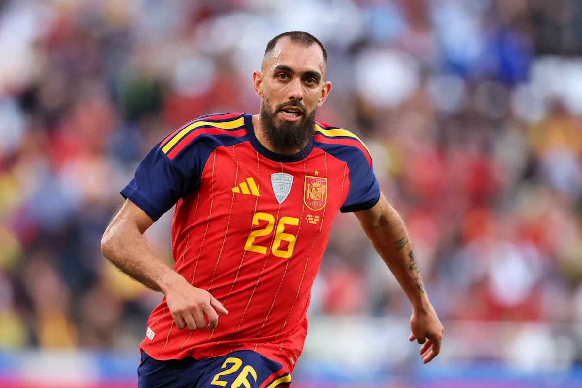 Coupe du monde 2026 : Borja Iglesias, craint la prison, serre à contrecœur Trump en finale