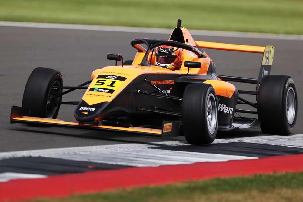 Verstappen accompagne Van Langendonck dans le choix des équipes de F3 et de F2.