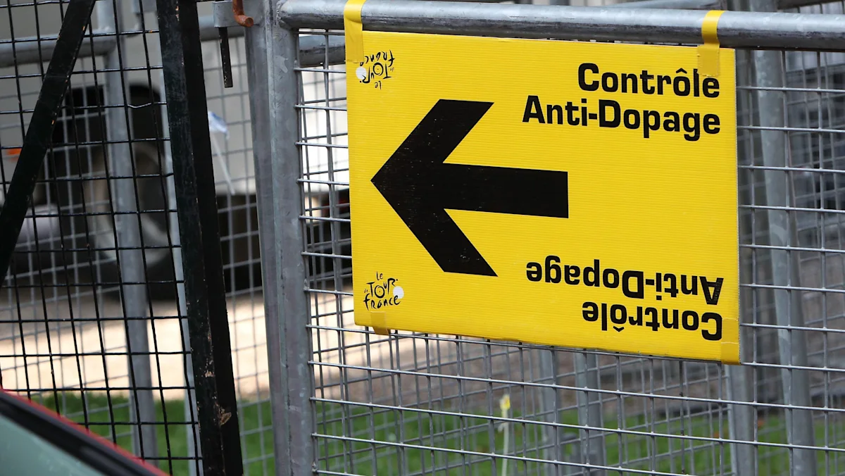 Tour de France 2026 : contrôles antidopage sur Pogacar et Vingegaard, que dit le règlement?
