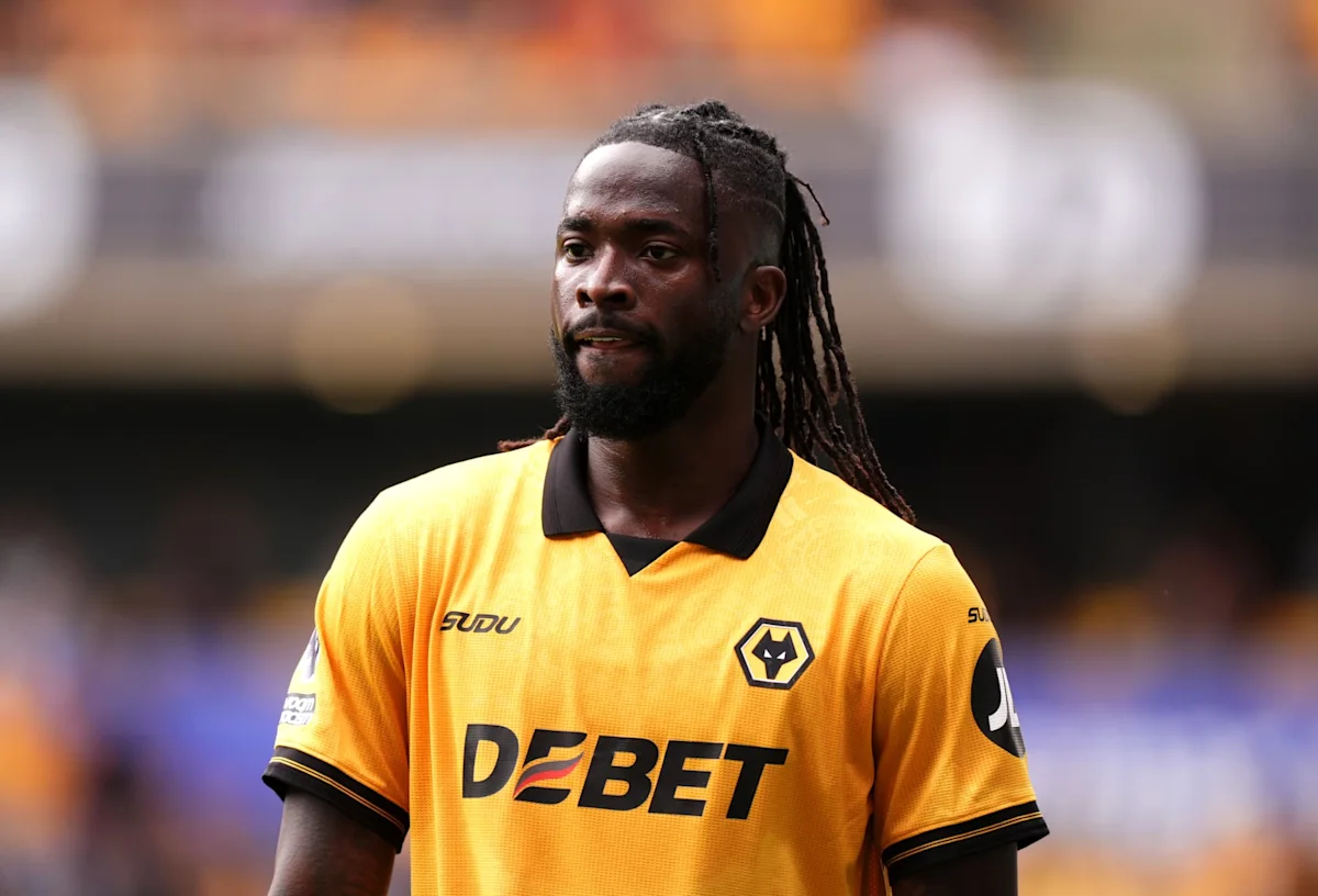 Chaos à Wolverhampton: un ancien joueur d'Amiens refuse de quitter le terrain, l'entrainement annulé