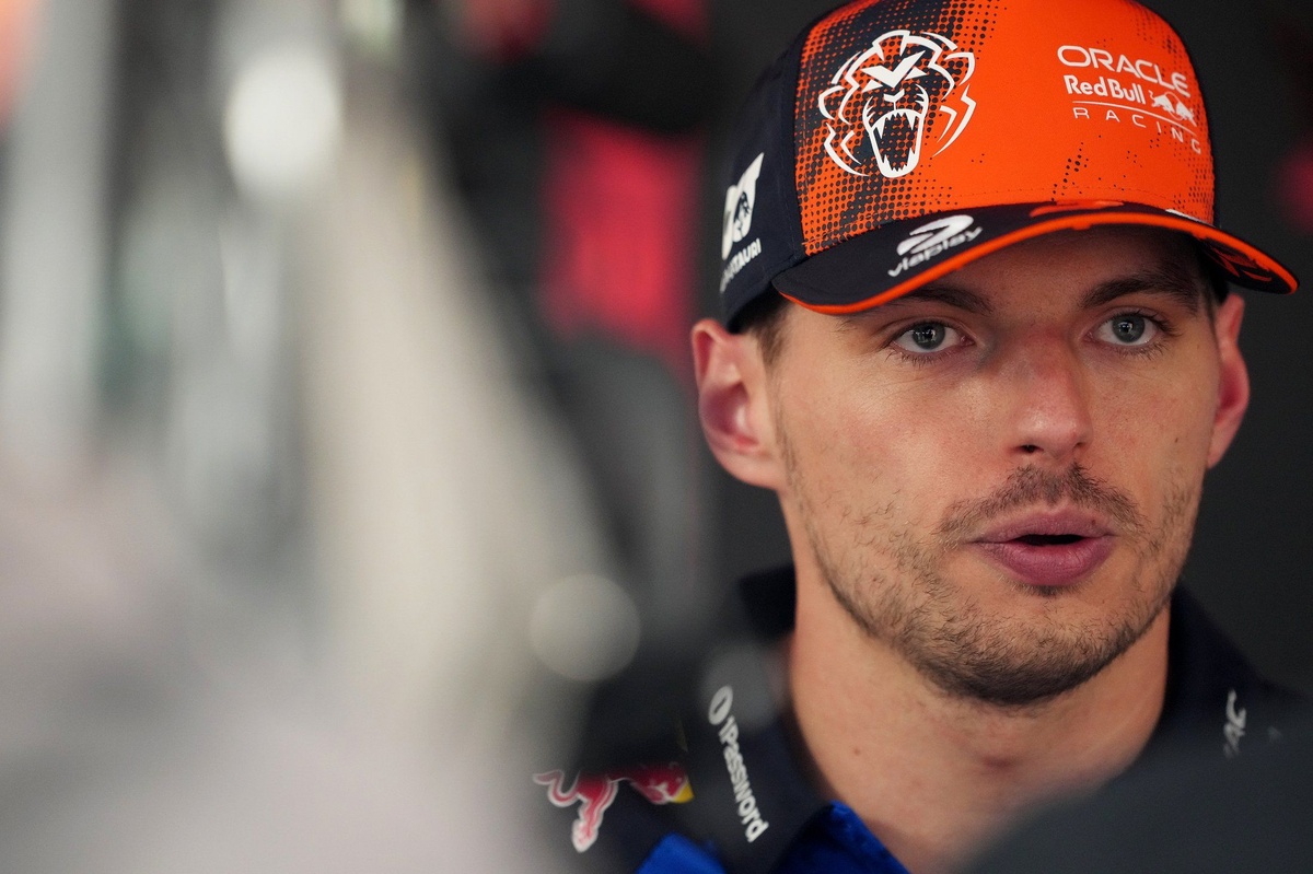 Verstappen critique la F1 2026 : un règlement qui pénalise les pilotes rapides