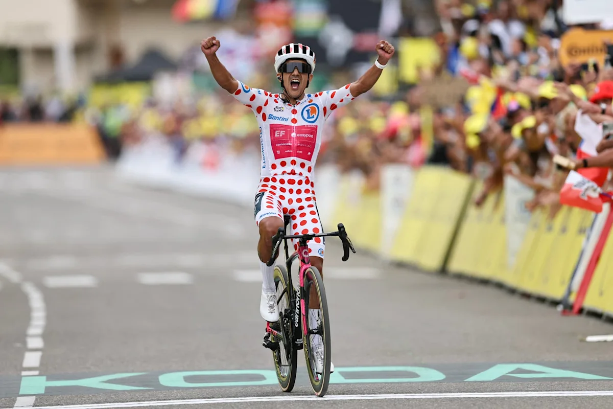 Tour de France 2026: Carapaz désigné super combatif devant Pedersen
