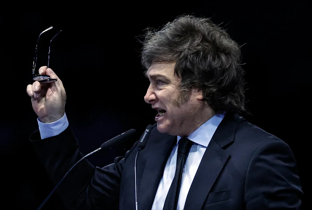 Coupe du monde 2026: le président argentin dénonce une "campagne contre son pays" orchestrée par le Brésil, le Mexique et le Parti démocrate américain