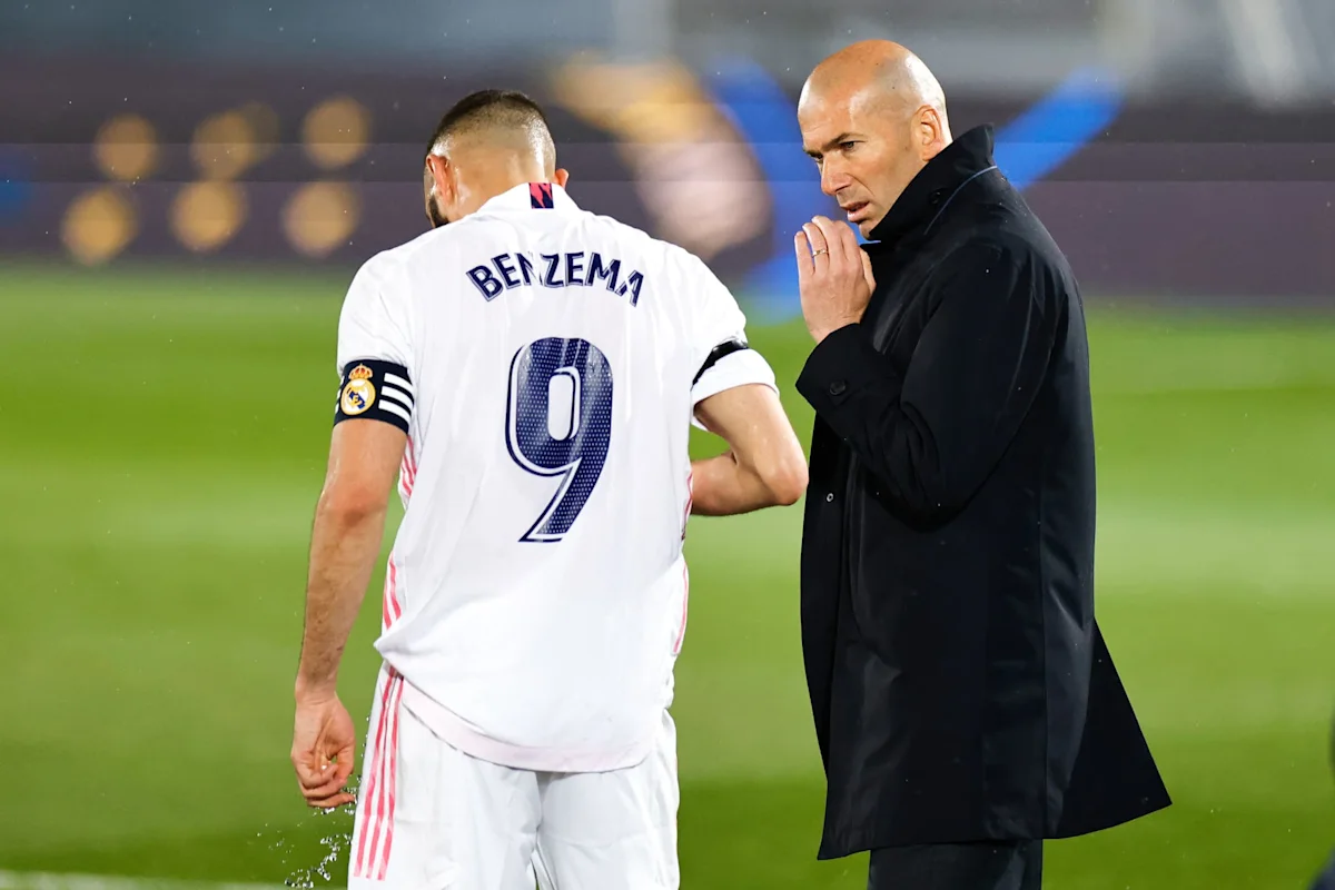 Equipe de France: "C’est une légende", Benzema valide le choix de Zidane comme nouveau sélectionneur des Bleus