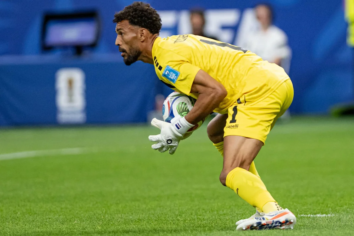 Vozinha, star du Cap-Vert à la Coupe du monde, menacé de changer de nom