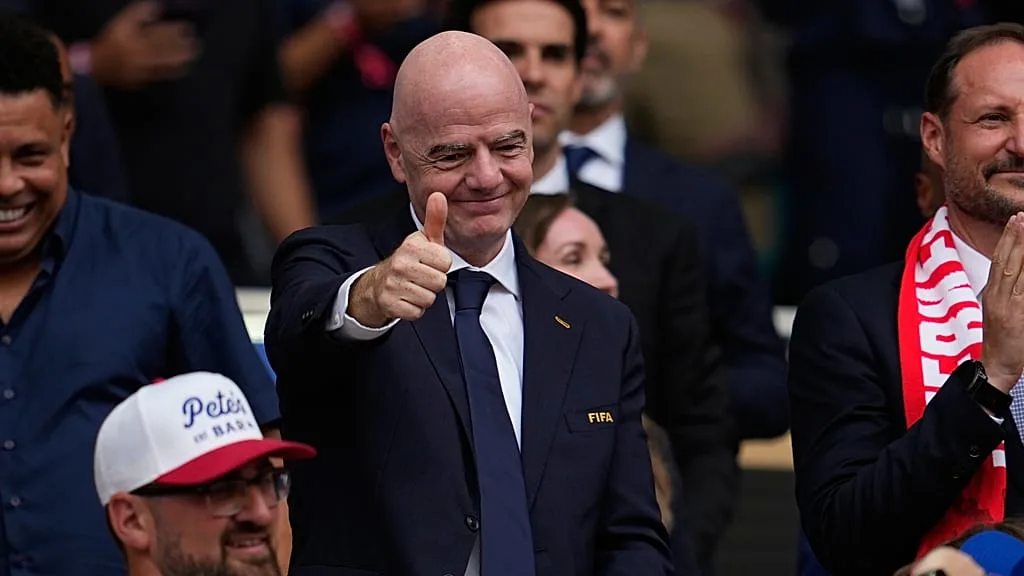 FIFA persiste avec investisseurs privés, même sous le spectre d’un boycott UEFA