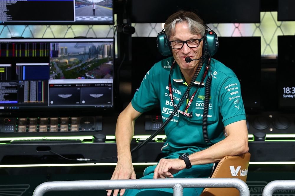 Mike Krack, chef ingénieur piste d'Aston Martin, lors du Grand Prix de Belgique