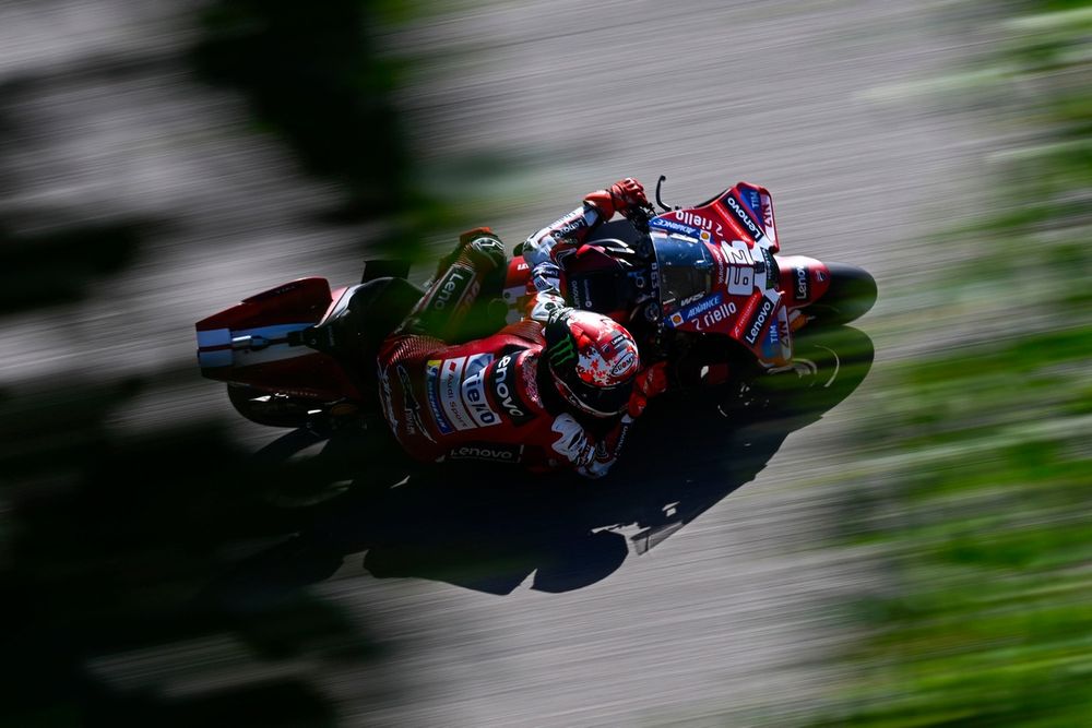Pecco Bagnaia en difficulté sur le Sachsenring