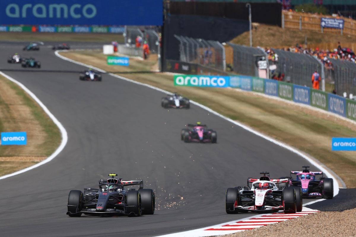 Gabriel Bortoleto au volant d’une Audi F1