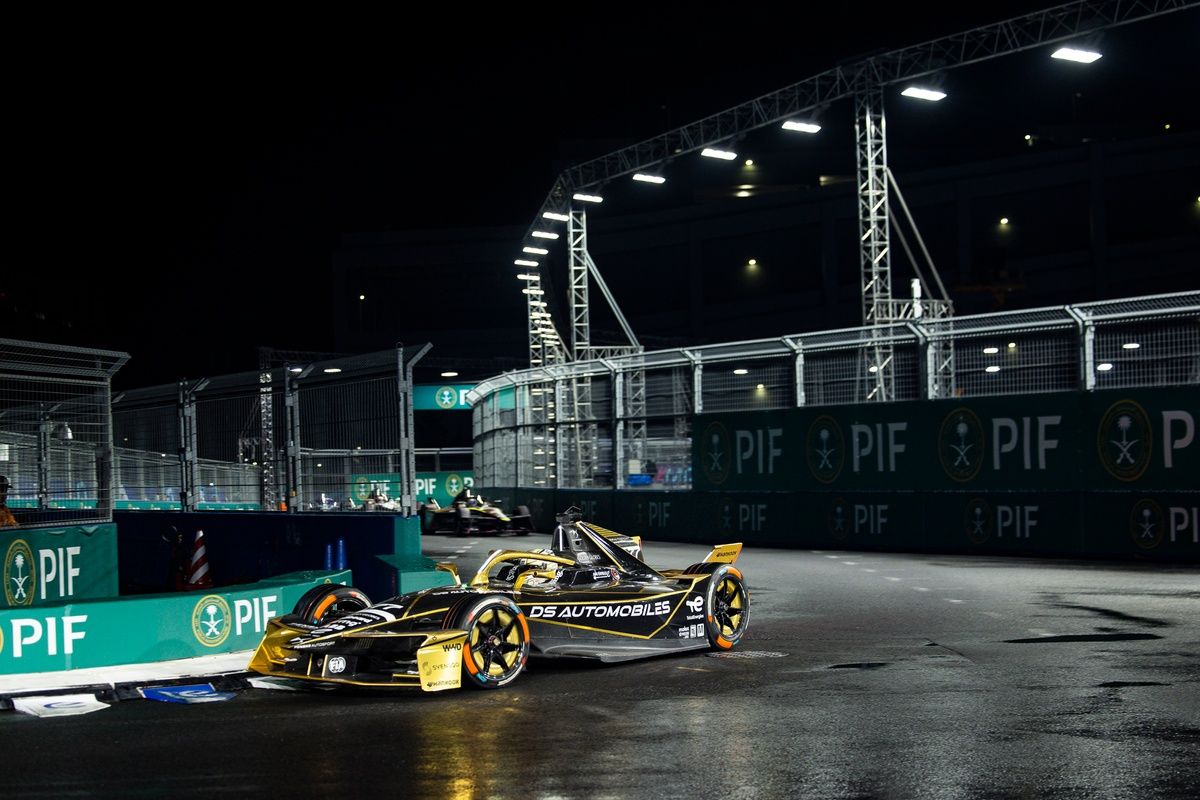 Maximilian Günther au volant de la DS Penske lors de l'ePrix de Tokyo