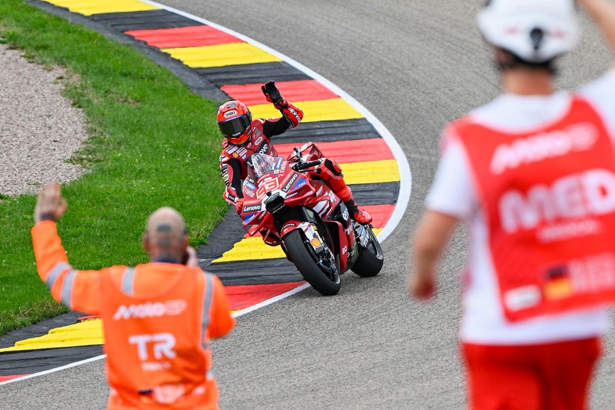 Marc Márquez en Ducati Team sur le circuit du Sachsenring
