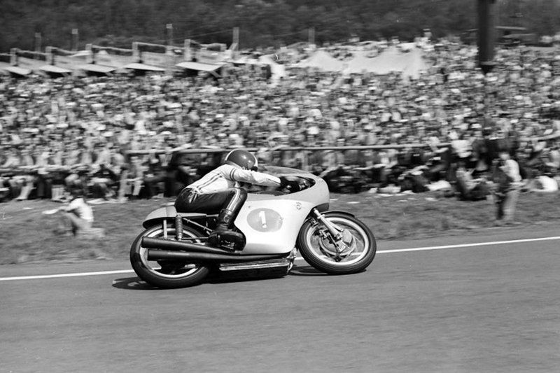 Giacomo Agostini sur la Nordschleife en 1972