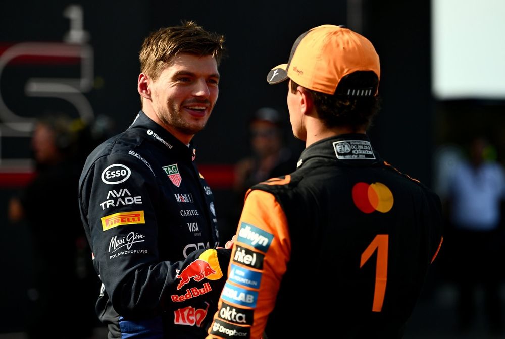 Max Verstappen en RB22 sur le podium du Grand Prix de Hongrie, Budapest 2024