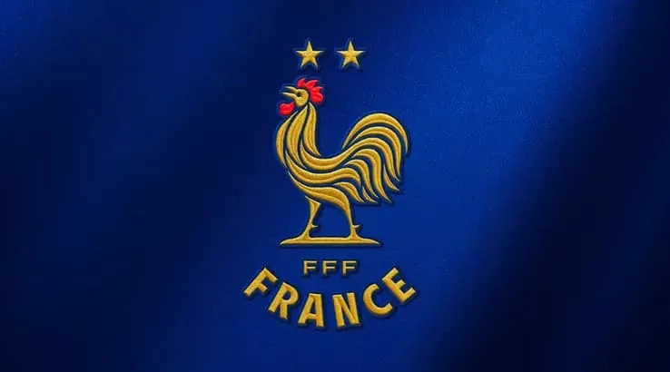 Nouveau logo des équipes de France, coq doré au bec tourné à gauche