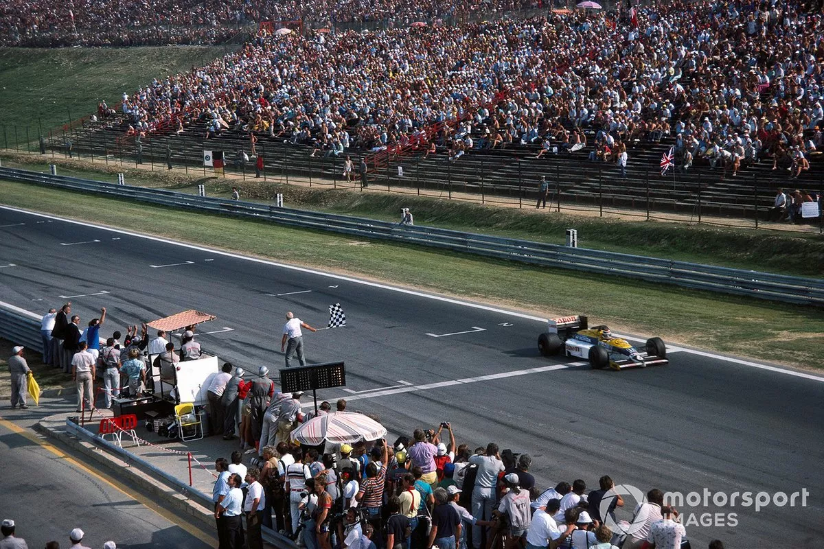 Nelson Piquet remporte le premier Grand Prix de Hongrie en 1986, circuit du Hungaroring