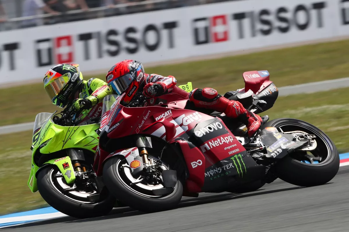 Le rider Fabio Di Giannantonio en pleine action pour l’écurie VR46, partenaire de Ducati depuis 2022.