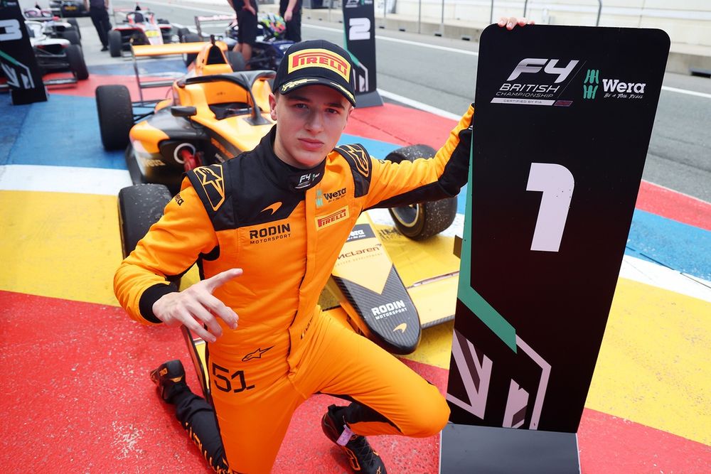 Dries van Langendonck, premier pilote extérieur signé par l'équipe de Verstappen.