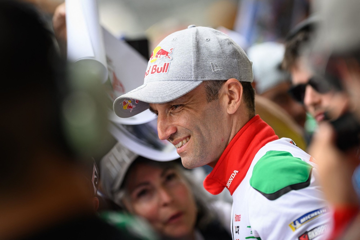Johann Zarco en combinaison LCR Honda à Barcelone
