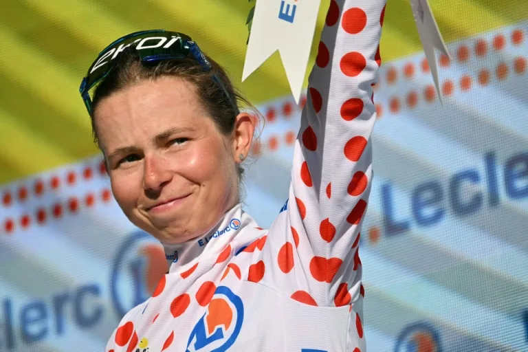 Tour de France Femmes : le vélo coopératif de Ma Petite Entreprise séduit