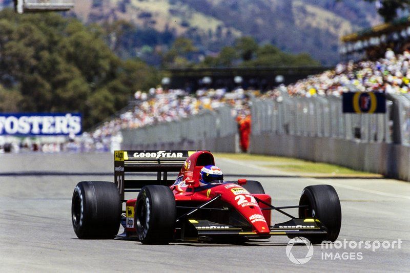 Gianni Morbidelli au volant de la Ferrari 643 à Adélaïde