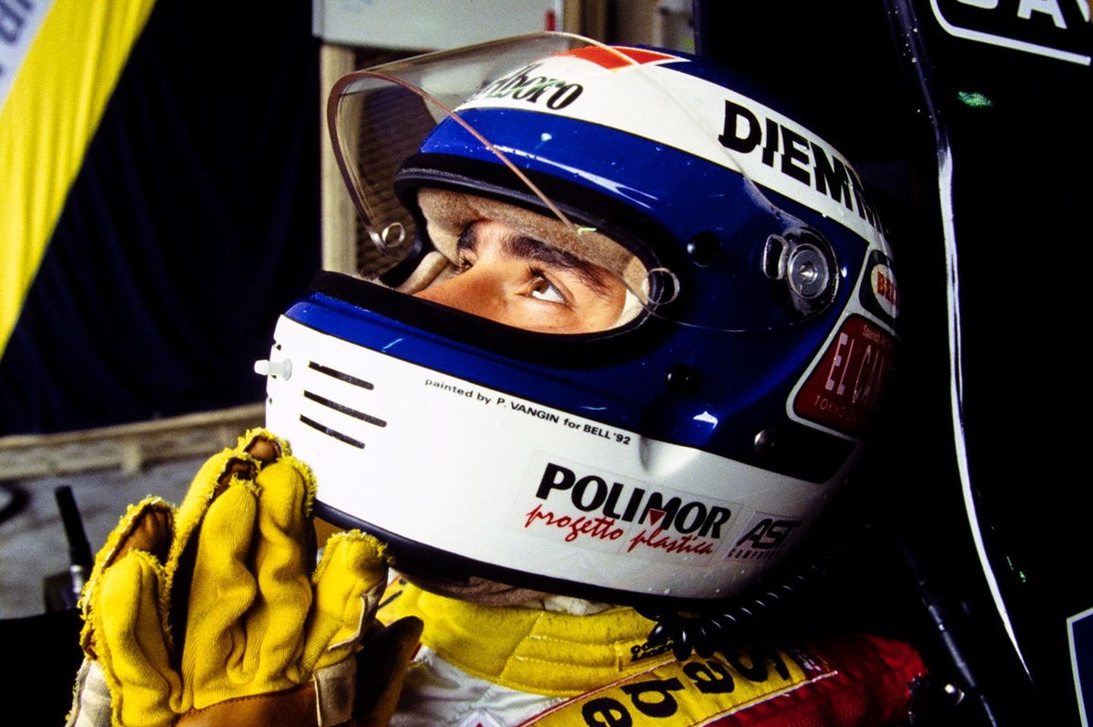 Le parcours surprenant du pilote qui a succédé à son idole Alain Prost chez Ferrari