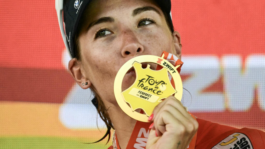 Tour de France féminin : Kim Le Court, la Mauricienne, triomphe sur la 6e étape