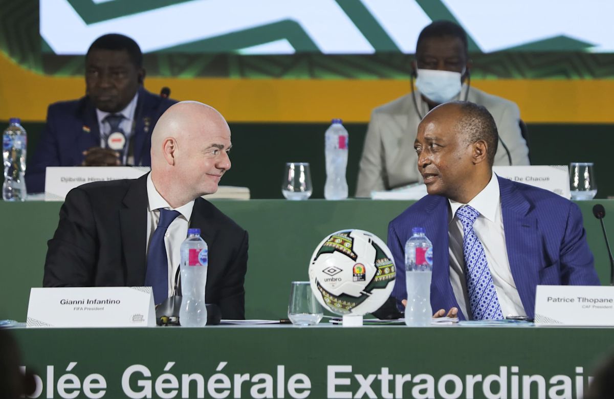 Infantino obtient le soutien de la CAF malgré la tempête sur la vente de Coupe du monde