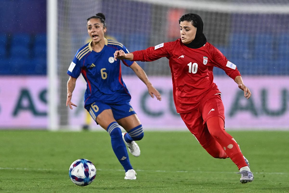 Après leur demande d'asile, deux anciennes footballeuses iraniennes se disent "fières" de devenir australiennes