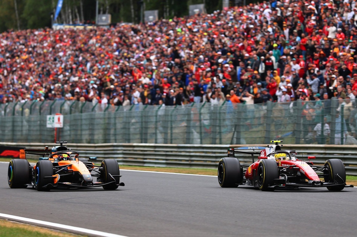 McLaren rate trop longtemps l’avantage découlant de l’aileron arrière de Ferrari