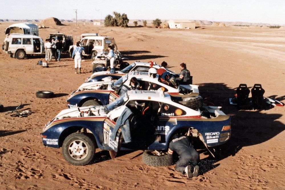 Porsche 959 triomphante au Paris Dakar 1986
