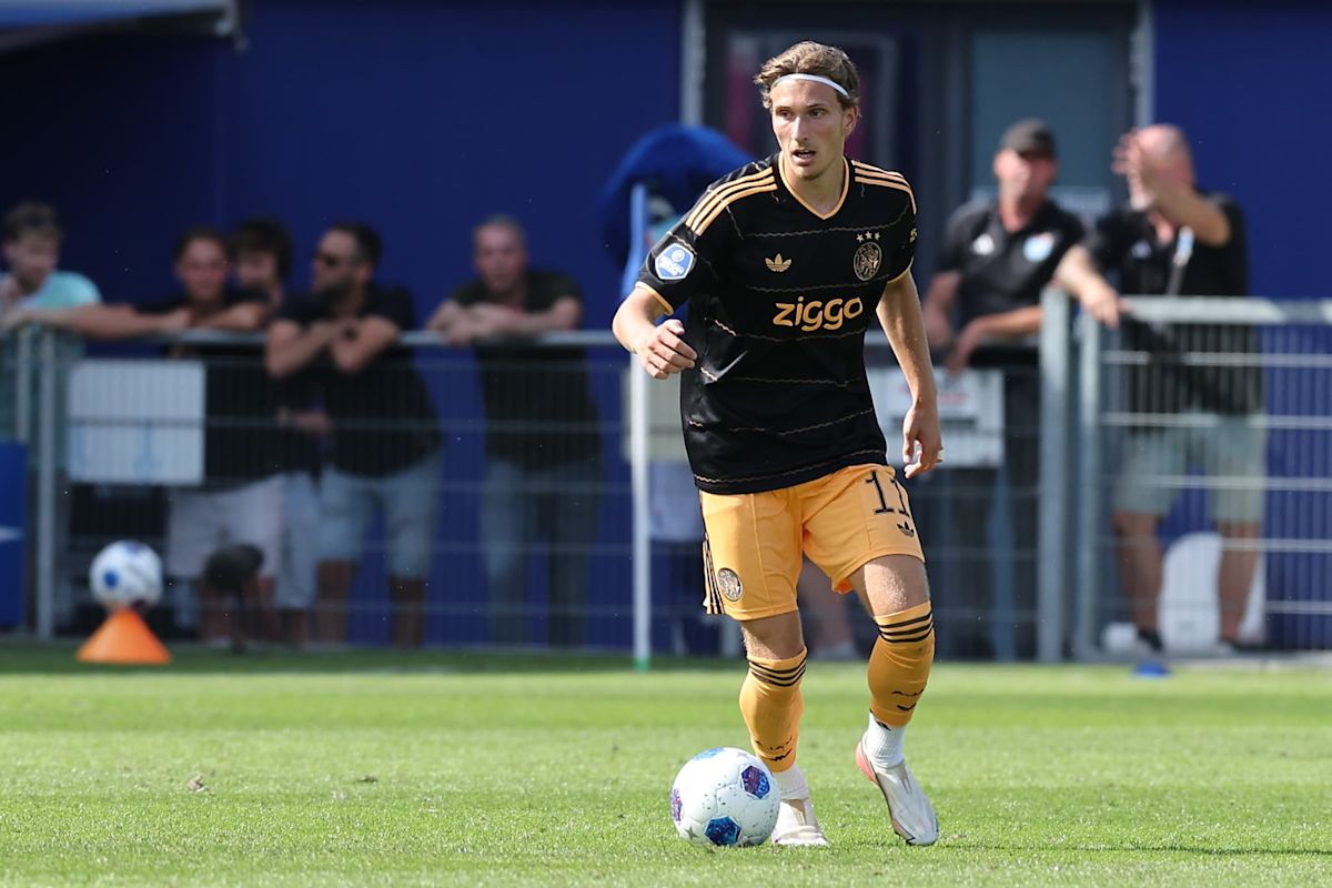 Mercato : l’agent de Godts brise le silence, confirme date d’arrivée en France PSG‑Ajax