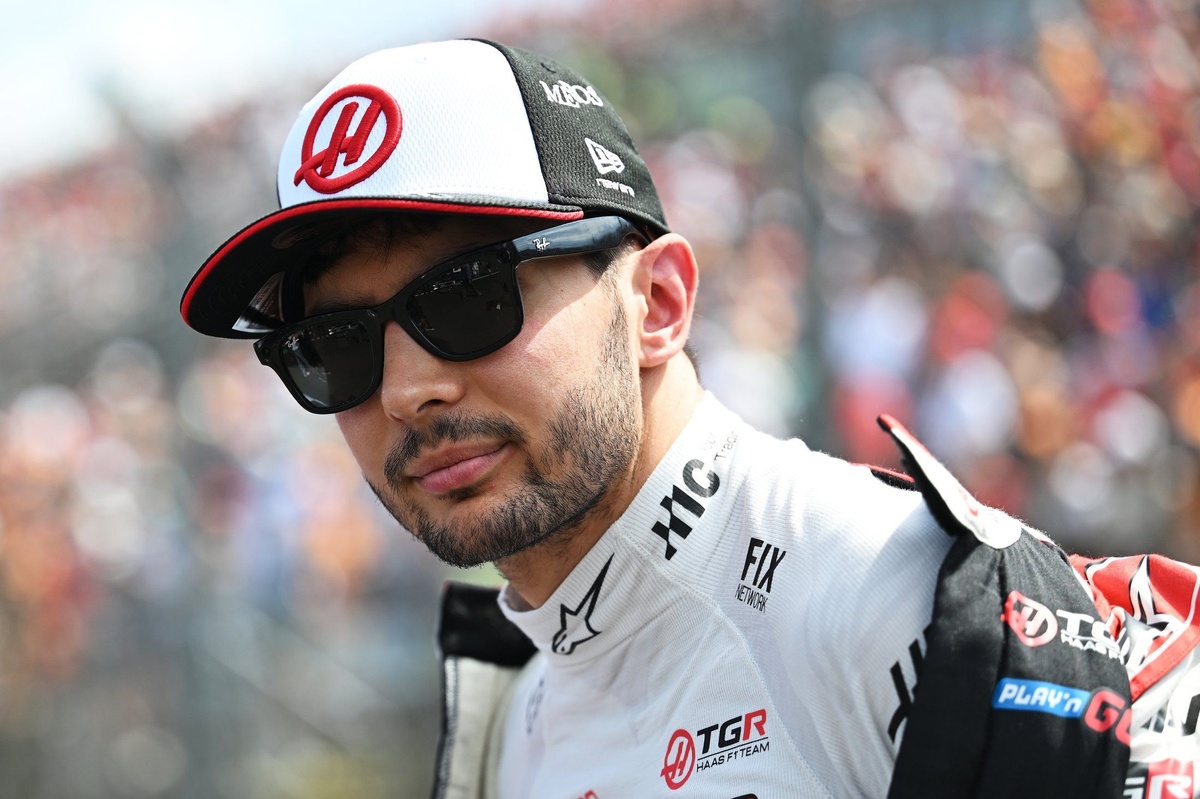 Komatsu alimente le doute sur l’avenir d’Ocon chez Haas
