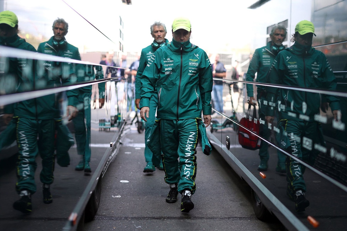 Alonso peine à stopper la F1 avec le nouveau moteur Honda