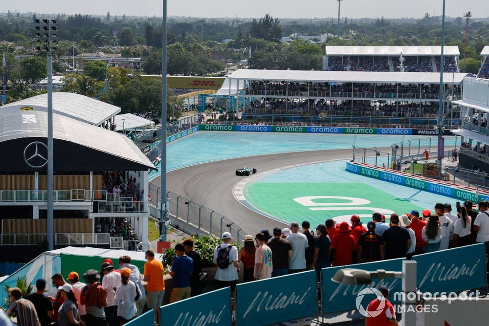 Public applaudissant lors d’un Grand Prix de Formule 1 à Miami