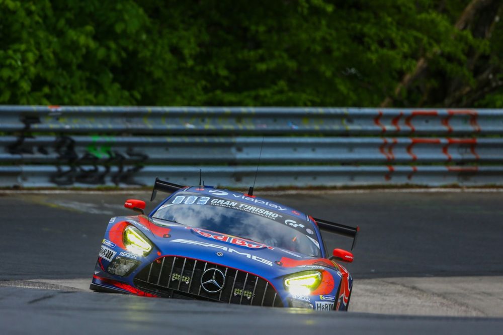 Mercedes‑AMG GT3 EVO en action sur la Nordschleife
