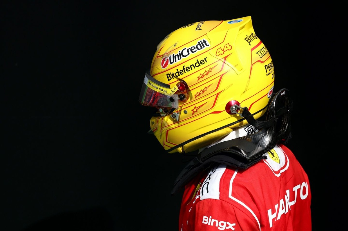 Hamilton s’excuse pour sa violente tirade radio contre Ferrari à Zandvoort