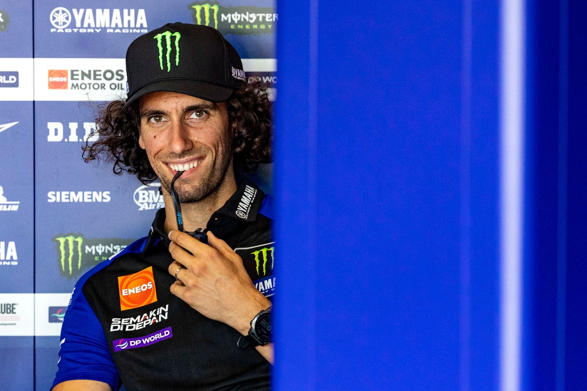 Álex Rins dit encore hésiter à rejoindre le Superbike en 2027