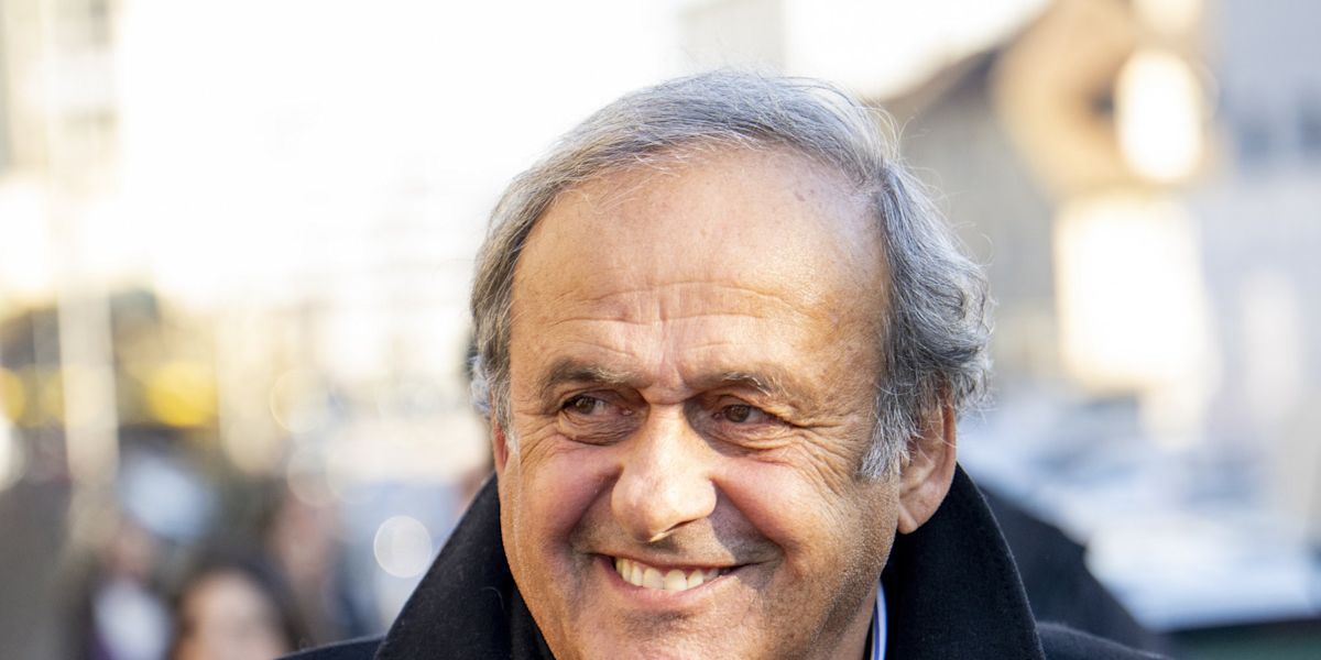 Platini met «une petite pièce» sur Kvaratskhelia