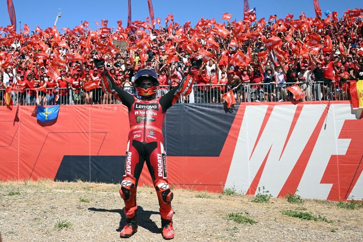 Marc Márquez domine le GP d’Aragón : loin d’être parfait mais toujours invincible