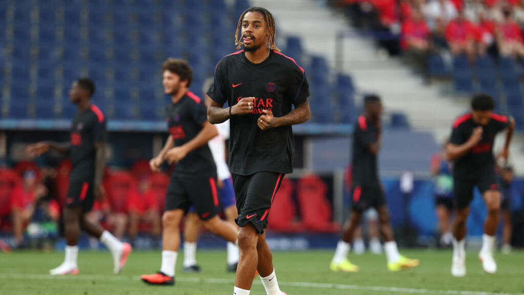 Football: l'international français Bradley Barcola rejoint Liverpool et devient la plus grosse vente de la Ligue 1