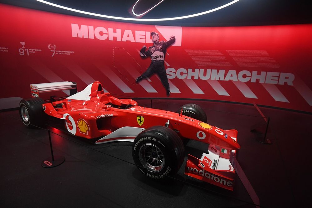 Ferrari F2002 exposée au Musée du Sport automobile du Mans