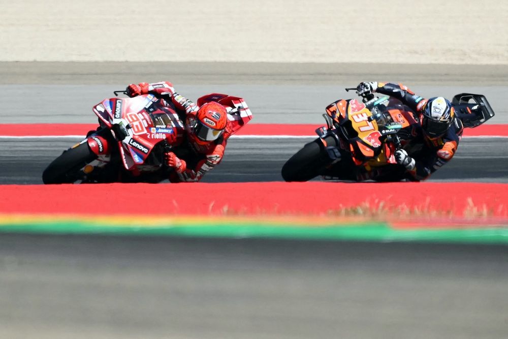 Marc Márquez contrôle le GP d’Aragón devant Pedro Acosta