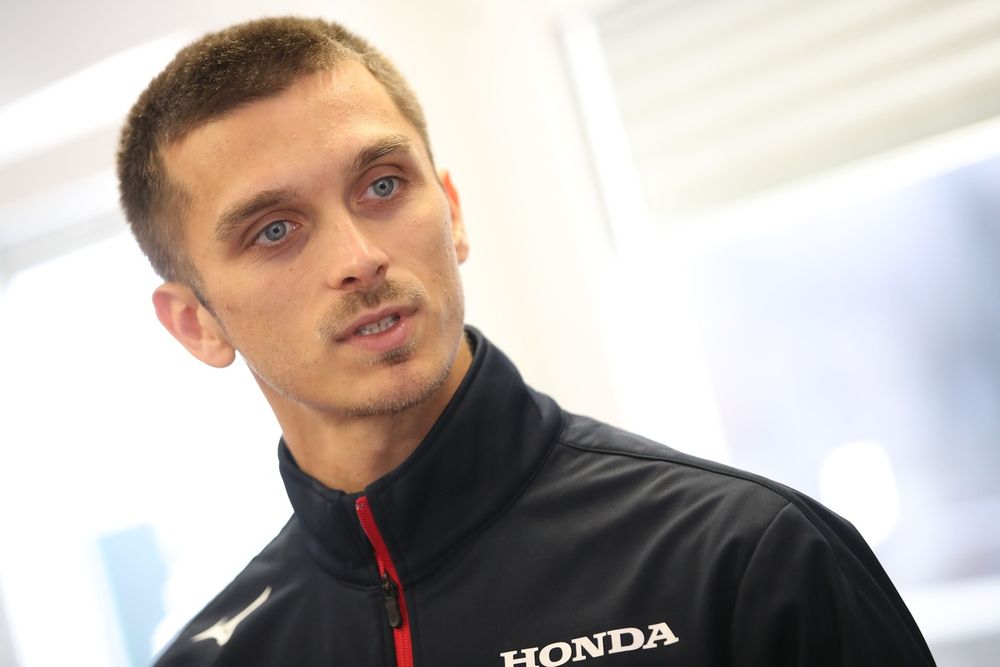 Luca Marini réalise de nombreux dépassements à Silverstone