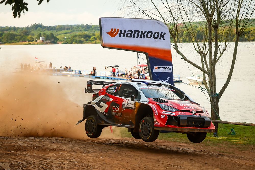 Sébastien Ogier et Vincent Landais dans la Toyota GR Yaris Rally1