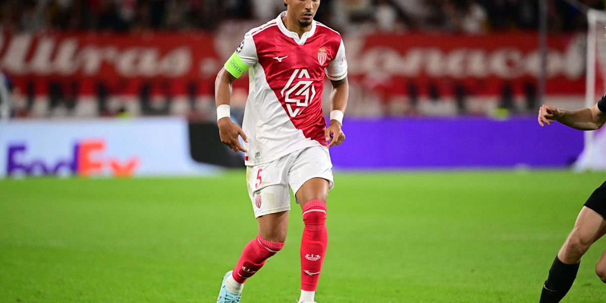 Kehrer part en prêt à l'Ajax pour une saison