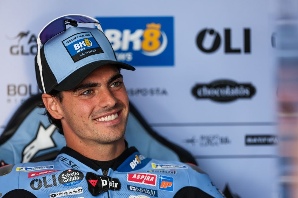 Fermín Aldeguer en tenue Gresini Racing lors du GP d'Aragón